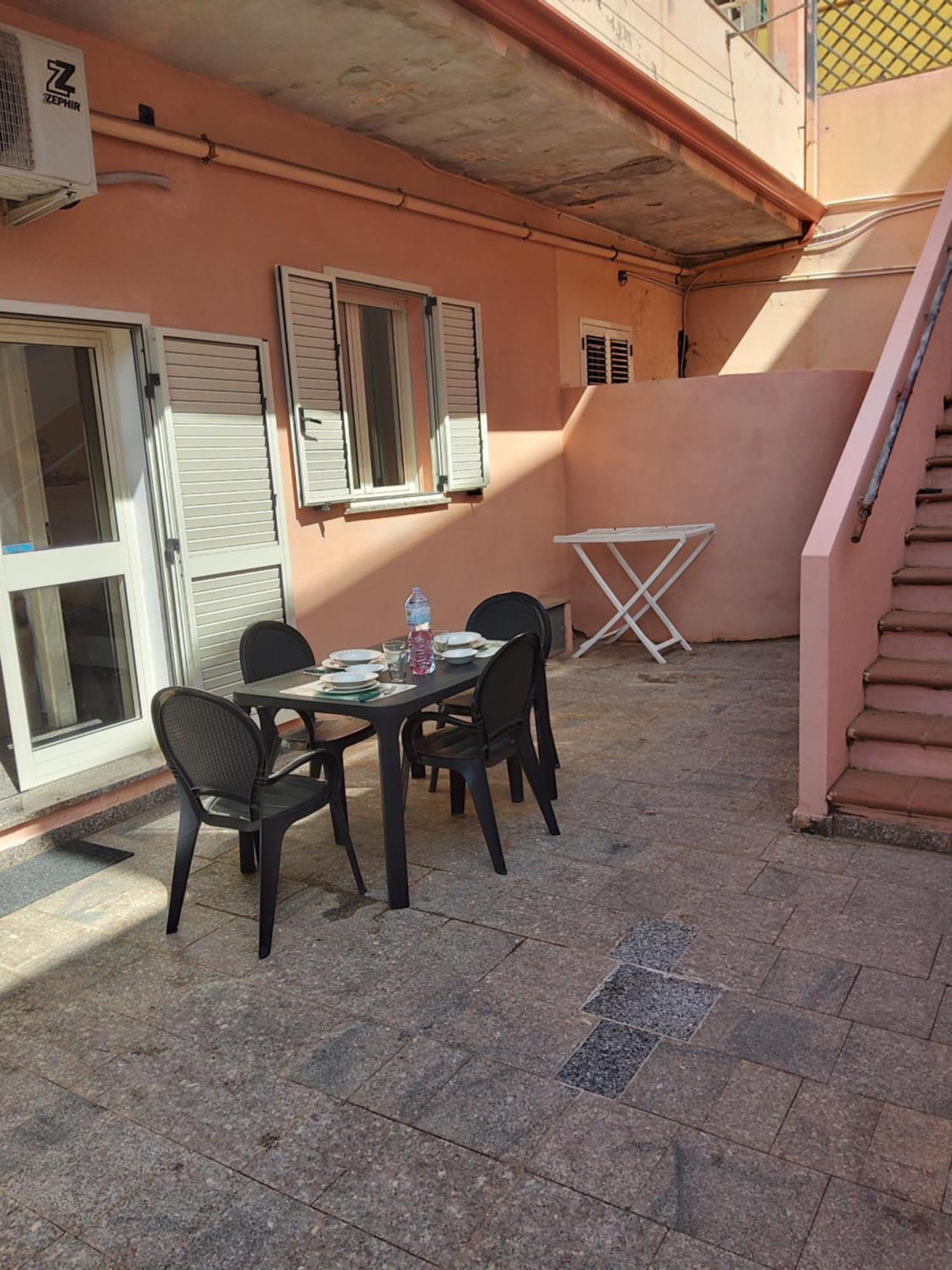 Casa Rosa I.U.N Q9637 Apartment Buggerru Ngoại thất bức ảnh